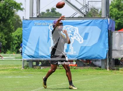 Thumbnail 3 in DeSoto Central vs Southaven (U of Memphis 7v7) photogallery.