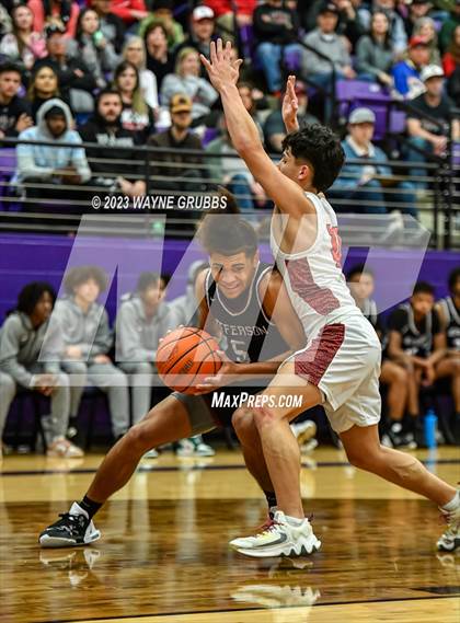 Thumbnail 1 in Jefferson vs Chapel Hill (UIL 3A  Area Playoff) photogallery.