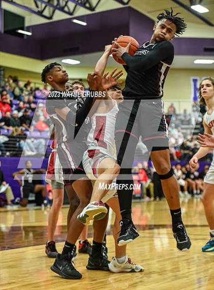 Thumbnail 2 in Jefferson vs Chapel Hill (UIL 3A  Area Playoff) photogallery.