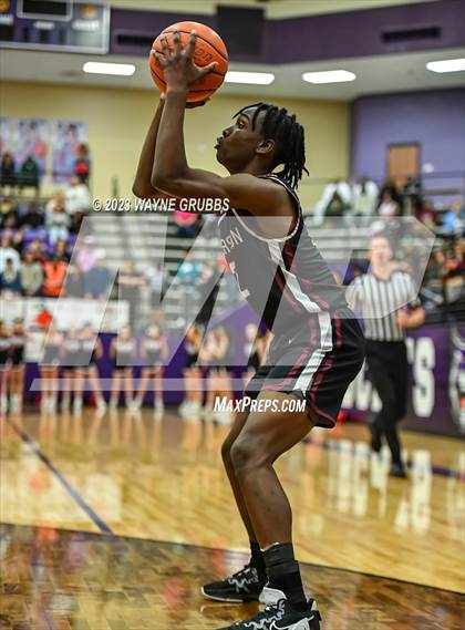 Thumbnail 2 in Jefferson vs Chapel Hill (UIL 3A  Area Playoff) photogallery.