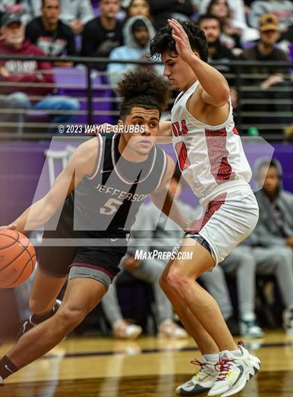 Thumbnail 2 in Jefferson vs Chapel Hill (UIL 3A  Area Playoff) photogallery.