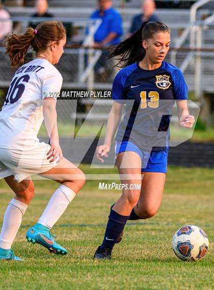 Thumbnail 3 in Jack Britt @ Cape Fear photogallery.