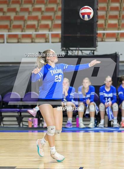 Thumbnail 2 in Northwest Christian vs Valley Christian (AIA 3A Final) photogallery.