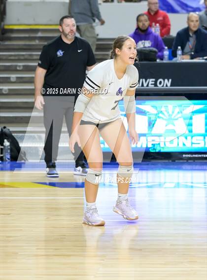 Thumbnail 2 in Northwest Christian vs Valley Christian (AIA 3A Final) photogallery.