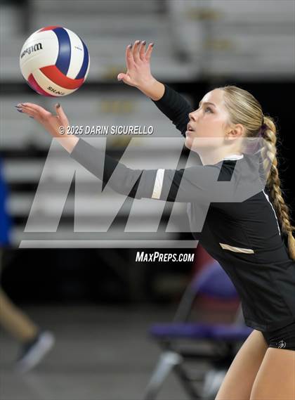 Thumbnail 1 in Northwest Christian vs Valley Christian (AIA 3A Final) photogallery.