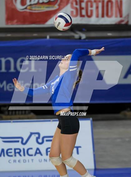 Thumbnail 3 in Northwest Christian vs Valley Christian (AIA 3A Final) photogallery.