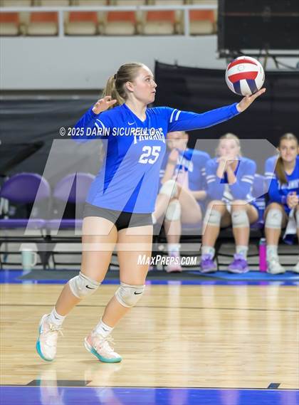 Thumbnail 1 in Northwest Christian vs Valley Christian (AIA 3A Final) photogallery.