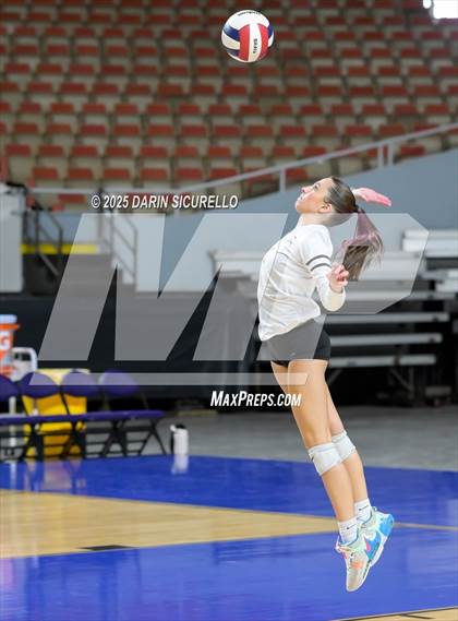 Thumbnail 1 in Northwest Christian vs Valley Christian (AIA 3A Final) photogallery.