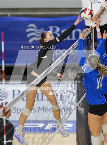 Thumbnail 2 in Northwest Christian vs Valley Christian (AIA 3A Final) photogallery.