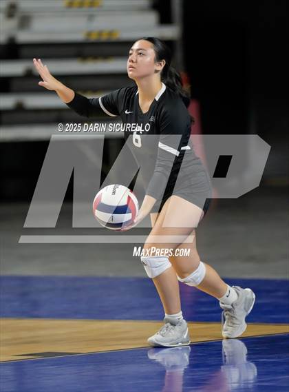 Thumbnail 1 in Northwest Christian vs Valley Christian (AIA 3A Final) photogallery.