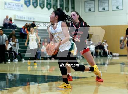 Thumbnail 3 in Folsom vs. Pinewood (Sabrina Ionescu Showcase) photogallery.
