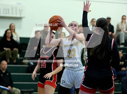 Thumbnail 2 in Folsom vs. Pinewood (Sabrina Ionescu Showcase) photogallery.