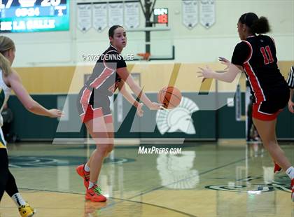 Thumbnail 2 in Folsom vs. Pinewood (Sabrina Ionescu Showcase) photogallery.