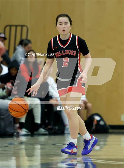 Thumbnail 2 in Folsom vs. Pinewood (Sabrina Ionescu Showcase) photogallery.