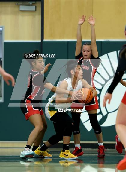 Thumbnail 2 in Folsom vs. Pinewood (Sabrina Ionescu Showcase) photogallery.