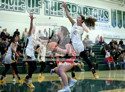 Thumbnail 1 in Folsom vs. Pinewood (Sabrina Ionescu Showcase) photogallery.