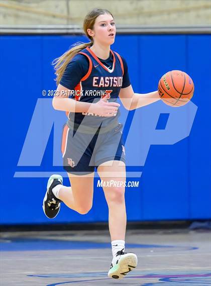 Thumbnail 2 in Eastside Catholic vs West Seattle (3A Girls District 2) photogallery.