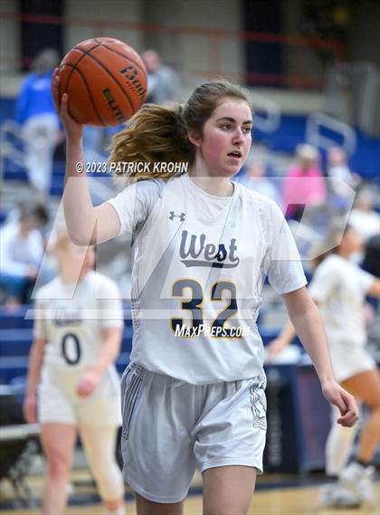 Thumbnail 3 in Eastside Catholic vs West Seattle (3A Girls District 2) photogallery.