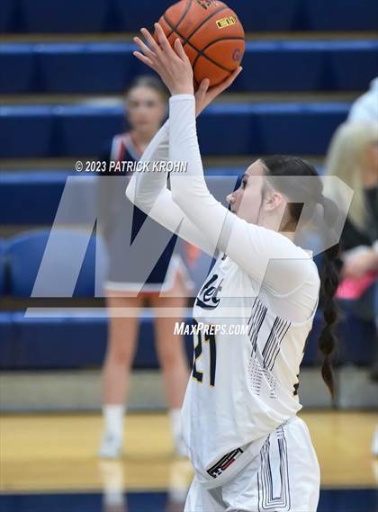 Thumbnail 3 in Eastside Catholic vs West Seattle (3A Girls District 2) photogallery.
