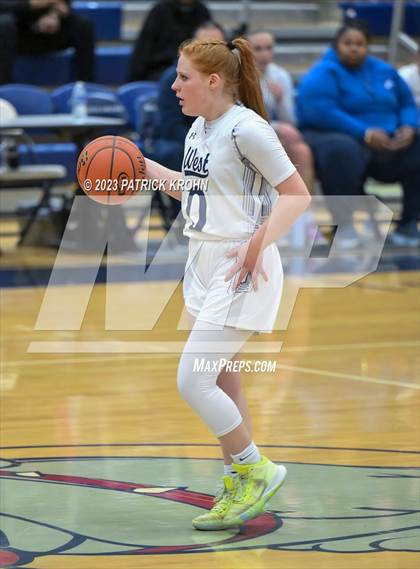 Thumbnail 1 in Eastside Catholic vs West Seattle (3A Girls District 2) photogallery.