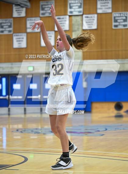Thumbnail 1 in Eastside Catholic vs West Seattle (3A Girls District 2) photogallery.