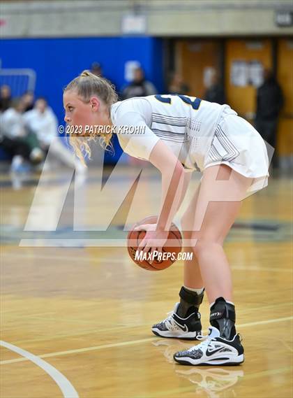 Thumbnail 3 in Eastside Catholic vs West Seattle (3A Girls District 2) photogallery.