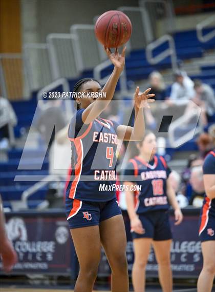 Thumbnail 3 in Eastside Catholic vs West Seattle (3A Girls District 2) photogallery.