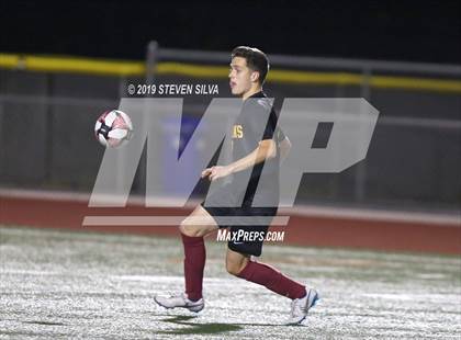 Thumbnail 2 in Point Loma vs. Torrey Pines (CIF SDS Open Division Final) photogallery.