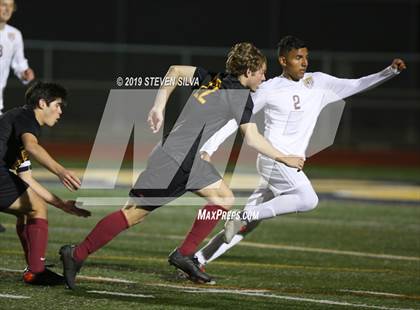 Thumbnail 3 in Point Loma vs. Torrey Pines (CIF SDS Open Division Final) photogallery.