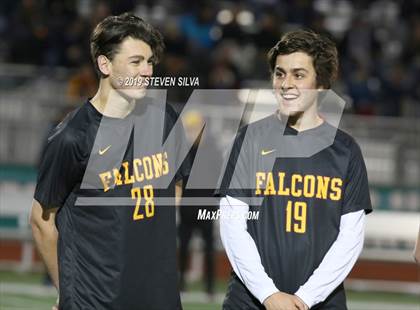 Thumbnail 2 in Point Loma vs. Torrey Pines (CIF SDS Open Division Final) photogallery.