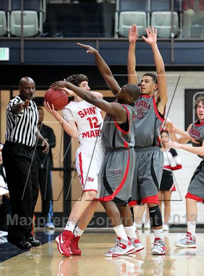Thumbnail 3 in Salesian vs. St. Mary's photogallery.