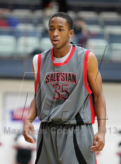 Thumbnail 2 in Salesian vs. St. Mary's photogallery.