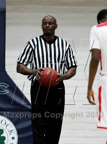 Thumbnail 2 in Salesian vs. St. Mary's photogallery.