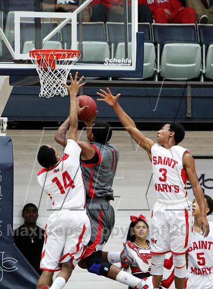 Thumbnail 1 in Salesian vs. St. Mary's photogallery.