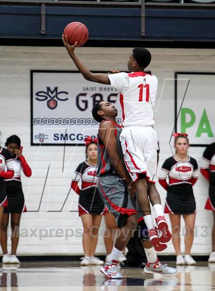 Thumbnail 3 in Salesian vs. St. Mary's photogallery.