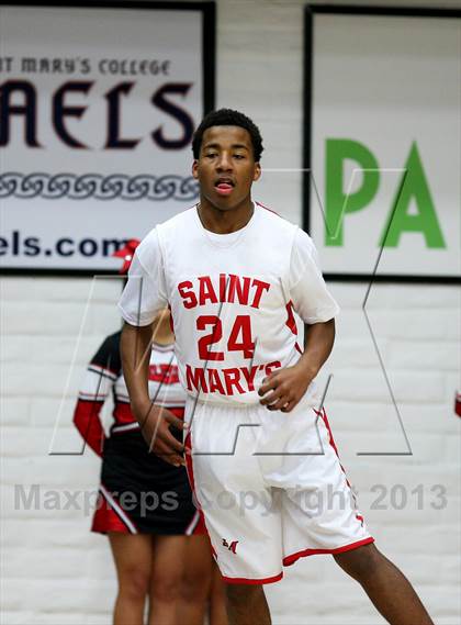 Thumbnail 3 in Salesian vs. St. Mary's photogallery.