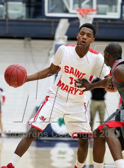 Thumbnail 2 in Salesian vs. St. Mary's photogallery.