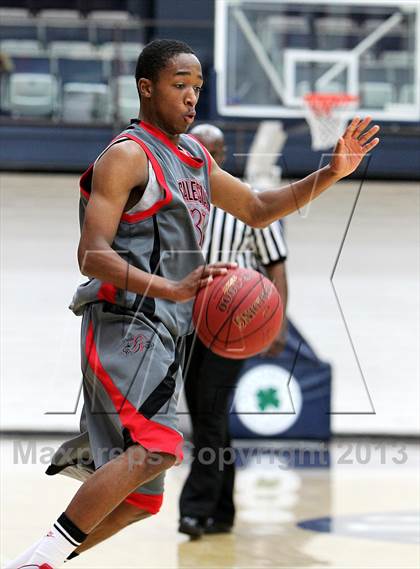 Thumbnail 3 in Salesian vs. St. Mary's photogallery.