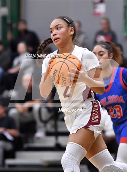 Thumbnail 1 in Folsom vs. Mission Hills (St. Mary's MLK Showcase) photogallery.