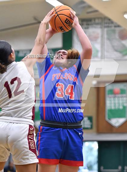 Thumbnail 1 in Folsom vs. Mission Hills (St. Mary's MLK Showcase) photogallery.