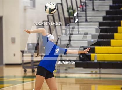 Thumbnail 2 in Garner Magnet @ Apex photogallery.