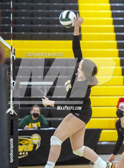 Thumbnail 1 in Garner Magnet @ Apex photogallery.
