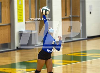 Thumbnail 3 in Garner Magnet @ Apex photogallery.