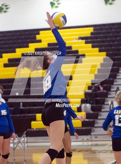 Thumbnail 2 in Garner Magnet @ Apex photogallery.