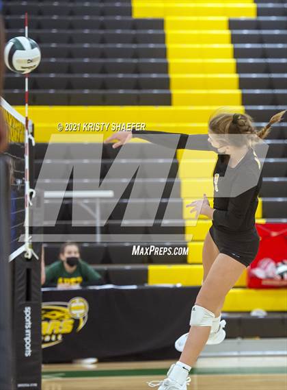 Thumbnail 2 in Garner Magnet @ Apex photogallery.