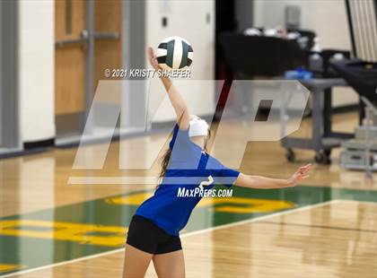Thumbnail 3 in Garner Magnet @ Apex photogallery.