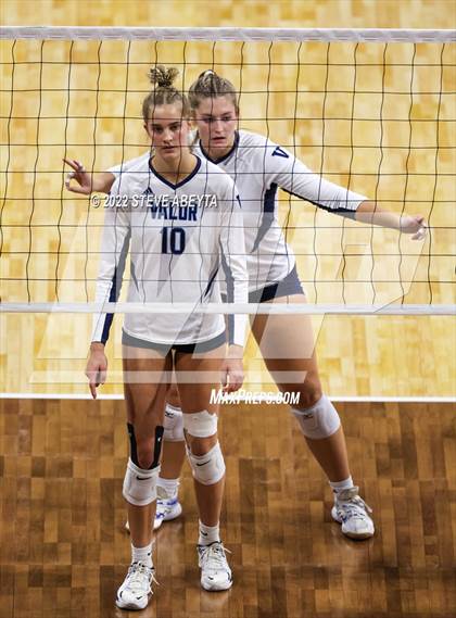 Thumbnail 1 in Valor Christian vs. Grandview (CHSAA 5A Round 3) photogallery.