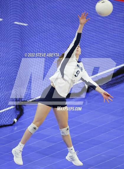 Thumbnail 1 in Valor Christian vs. Grandview (CHSAA 5A Round 3) photogallery.