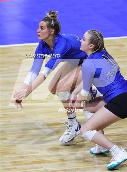 Thumbnail 1 in Valor Christian vs. Grandview (CHSAA 5A Round 3) photogallery.