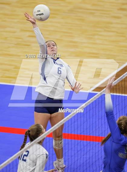Thumbnail 1 in Valor Christian vs. Grandview (CHSAA 5A Round 3) photogallery.